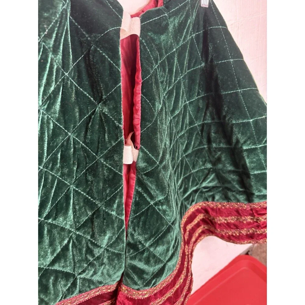 D&F Designs 36” Velvet Christmas Tree Skirt Green Burgundy Quilted Gold Trim